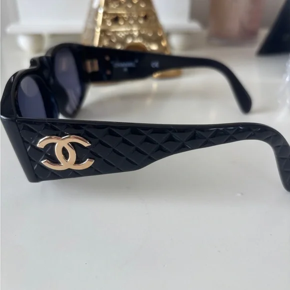 Vintage Chanel Black Rectangular Sunglasses - Picture 2 of 6